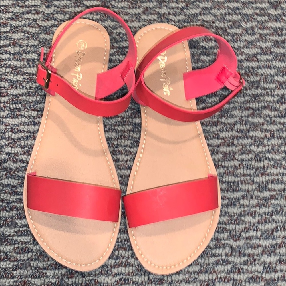 NEVER WORN red sandals